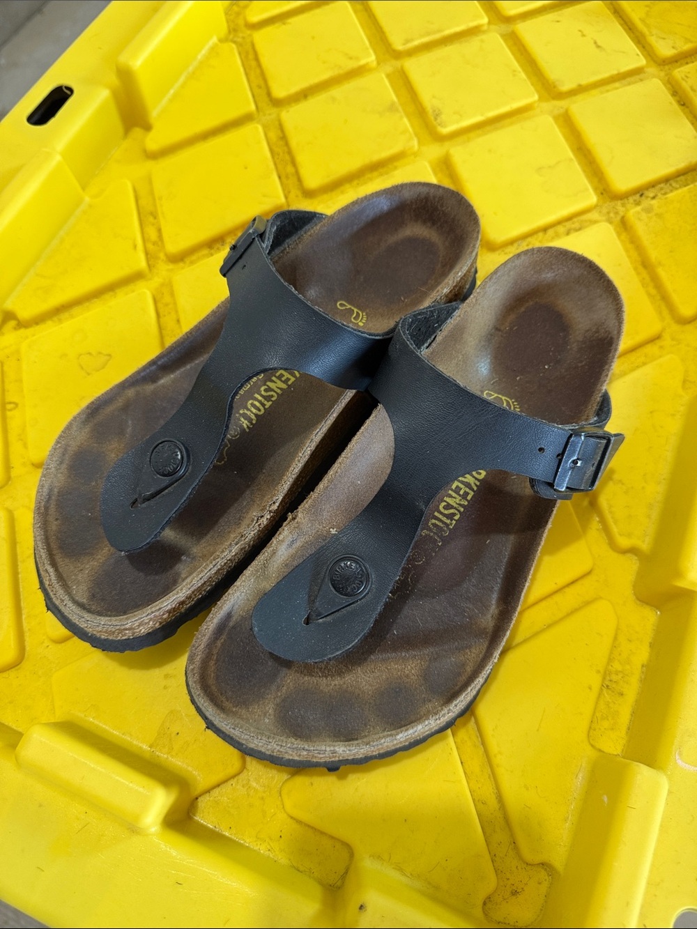 Birkenstock Kids Black Toe-Post Sandals with Buckle